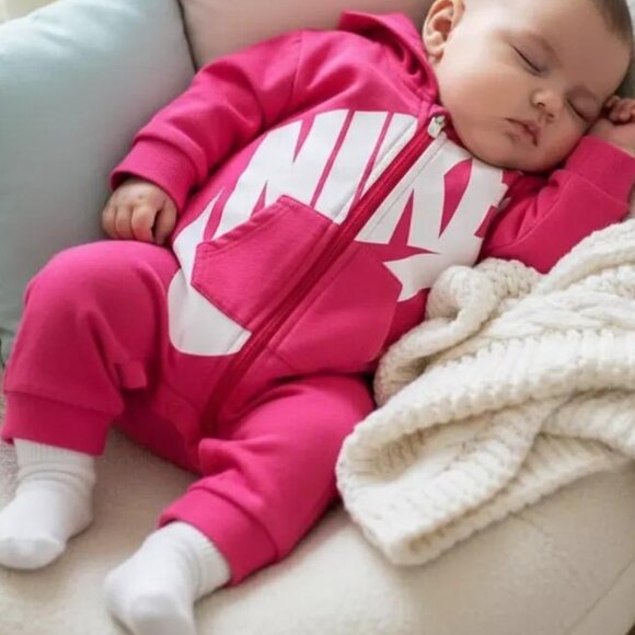 Nike Logo Hooded Pink Jumpsuit 3-6 Months - Picture 12 of 12